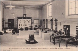 Ecole Nationale d'Arts et Métiers (Aix-en-Provence) - Salle de Manipulations Eléctriques