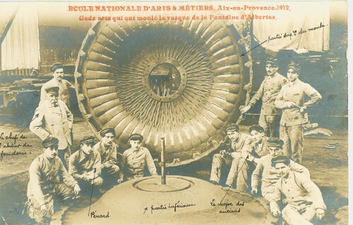 Ecole nationale d'Arts et Métiers Aix-en-Provence Gadz'Arts qui ont moulé la vasque de la Fontaine d'Albertas Ecole nationale d'Arts et Métiers Aix-en-Provence Gadz'Arts qui ont moulé la vasque de la Fontaine d'Albertas